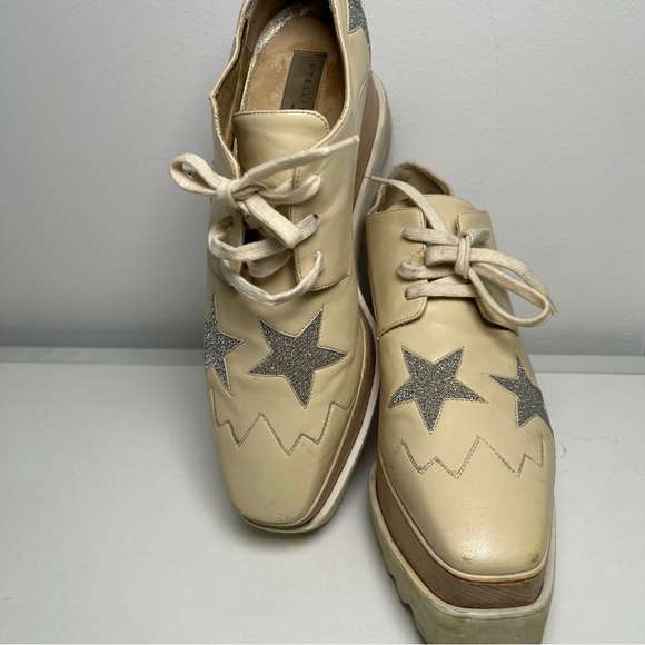 Stella McCartney size 6.5 Beige Faux Leather Elyse Star Platform Lace Up Derby - Picture 2 of 14